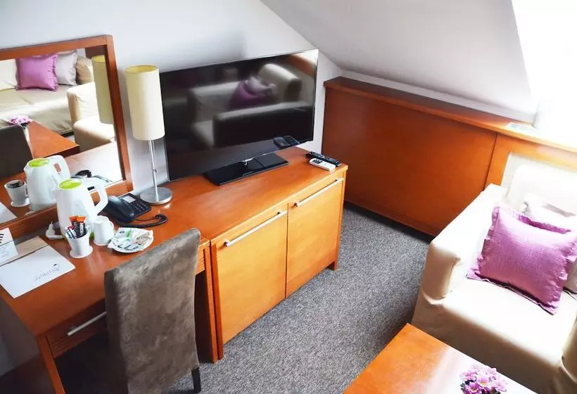 Fotos del hotel Garni Hotel Le Petit Piaf:  15