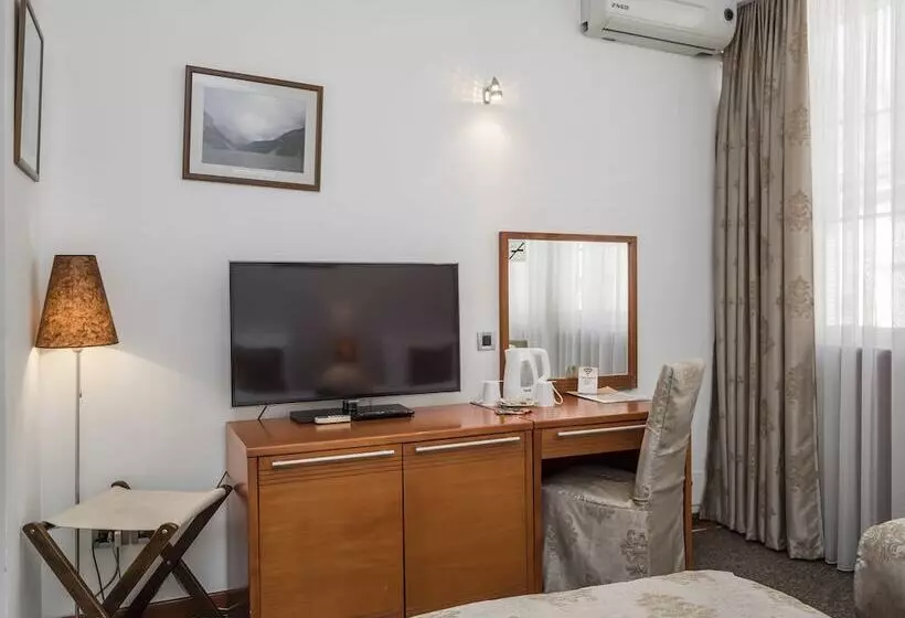 Fotos del hotel Garni Hotel Le Petit Piaf:  11