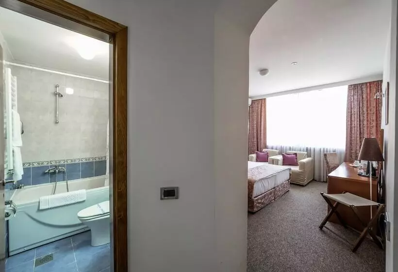 Fotos del hotel Garni Hotel Le Petit Piaf:  7