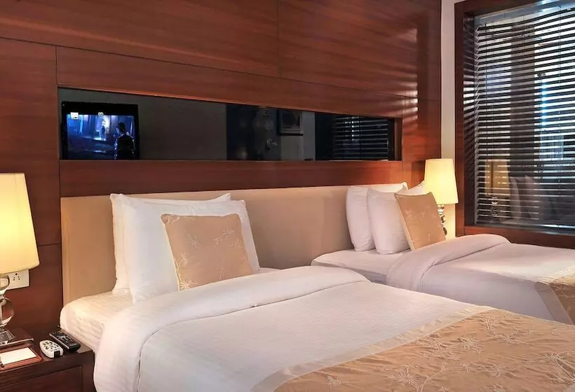 Fotos del hotel Haut Monde:  13