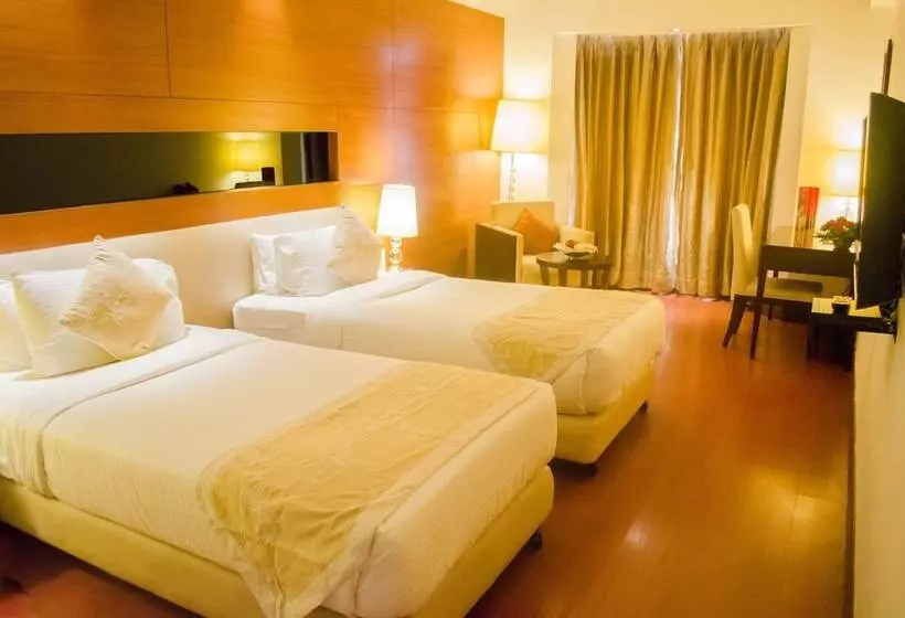 Fotos del hotel Haut Monde:  11