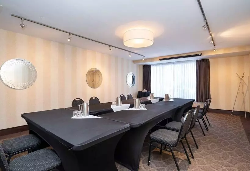 Fotos del hotel Sandman Hotel & Suites Calgary South:  10