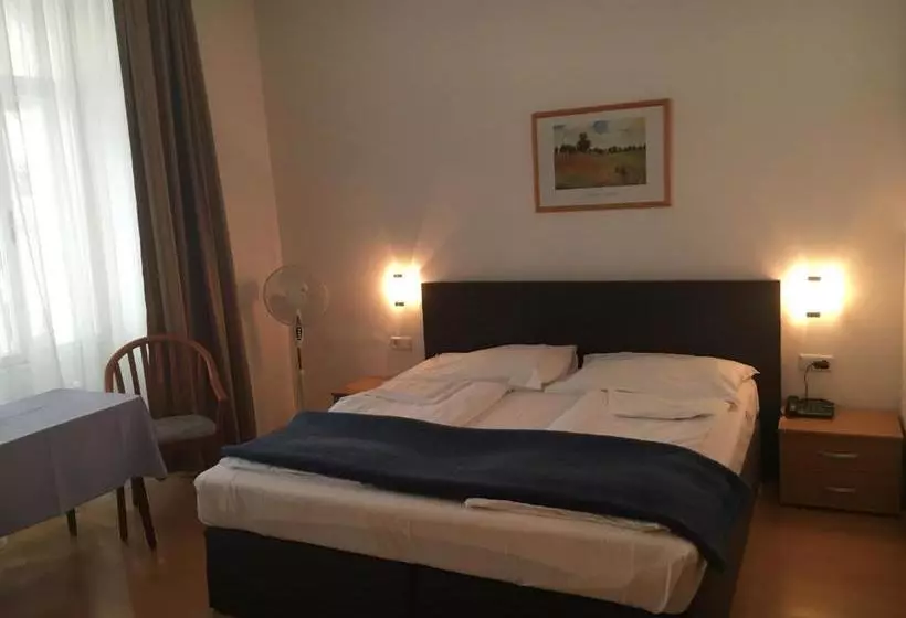 Fotos del hotel Pension Anifalstaff:  6