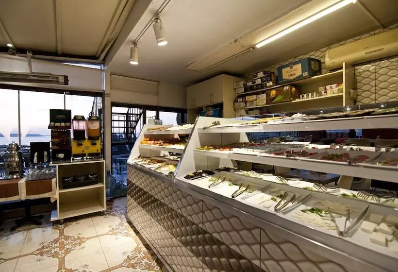 Fotos del hotel Broken Column:  12