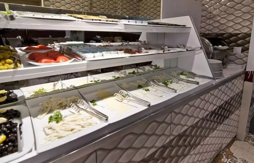 Fotos del hotel Broken Column:  21