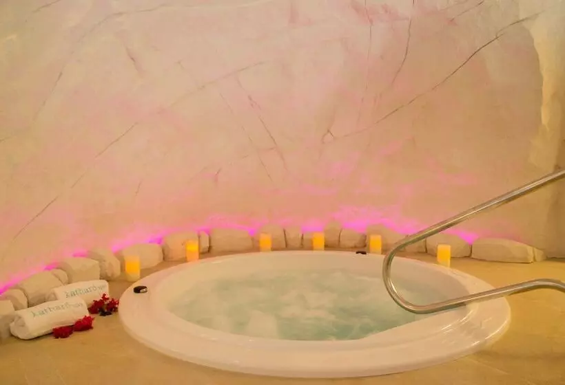 Fotos del hotel La Fonda:  16