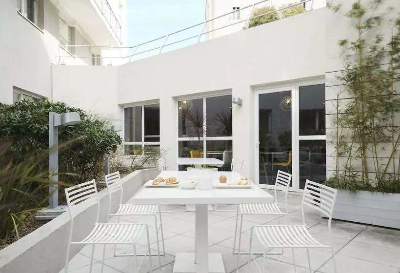 Fotos del hotel Apart Adagio Marseille Timone:  14