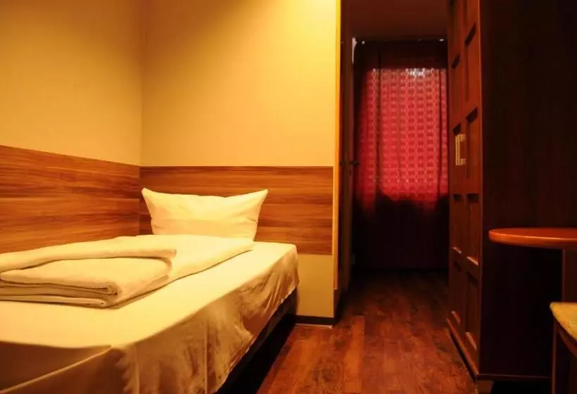 Fotos del hotel Potsdamer Inn:  15