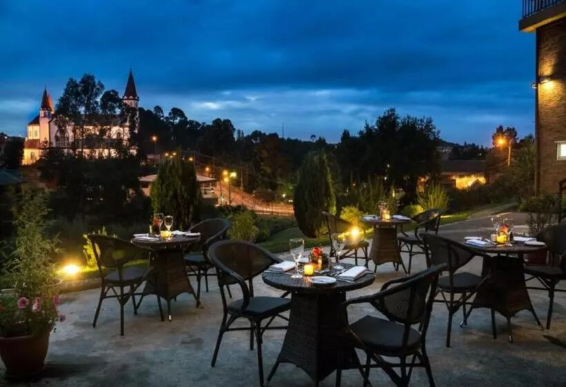 Fotos del hotel Solace Hotel Puerto Varas:  5