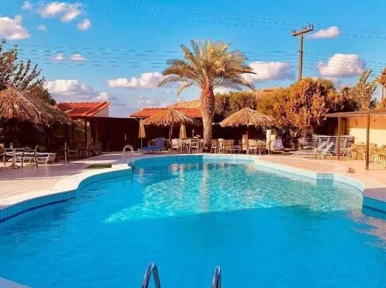 Fotos del hotel Karteros:  15