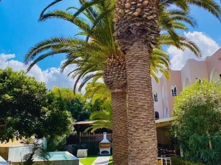 Fotos del hotel Karteros:  20