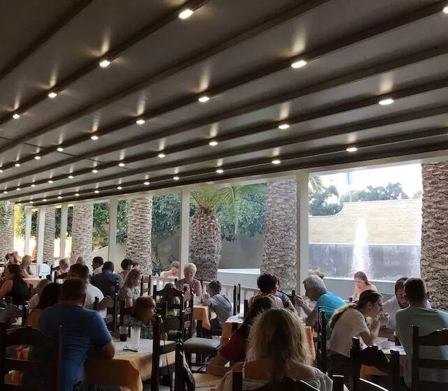 Fotos del hotel Karteros:  24