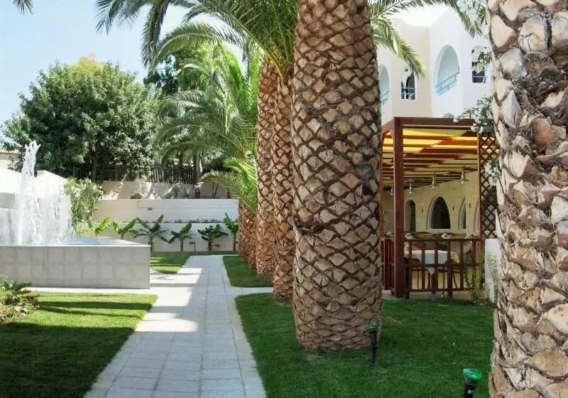 Fotos del hotel Karteros:  7