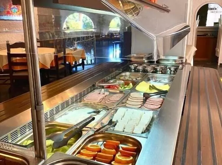Fotos del hotel Karteros:  25