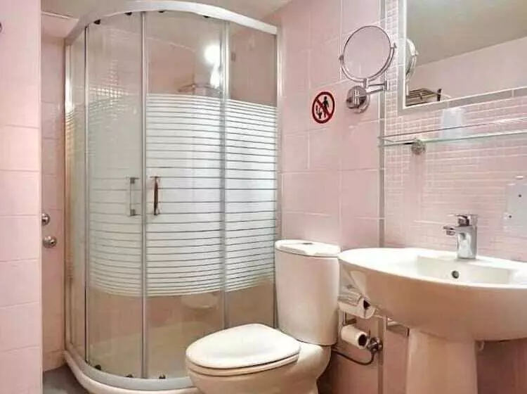 Fotos del hotel Karteros:  8