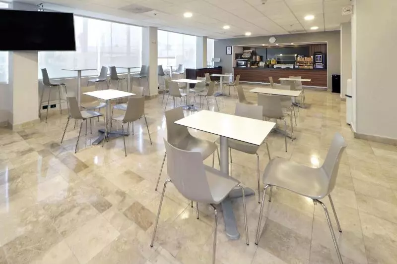 Fotos del hotel City Express Saltillo Sur:  2