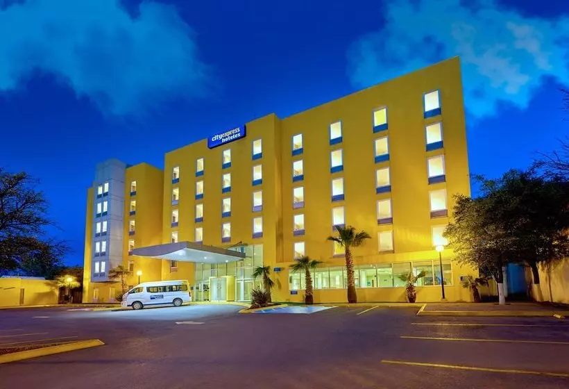 Fotos del hotel City Express Saltillo Sur:  9