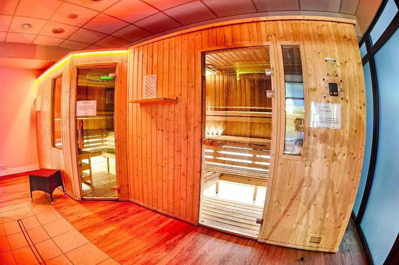 Fotos del hotel Grand Royal:  4