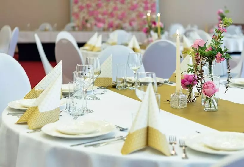 Fotos del hotel Grand Royal:  25