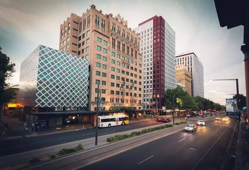 Blue Galah Backpackers Hostel