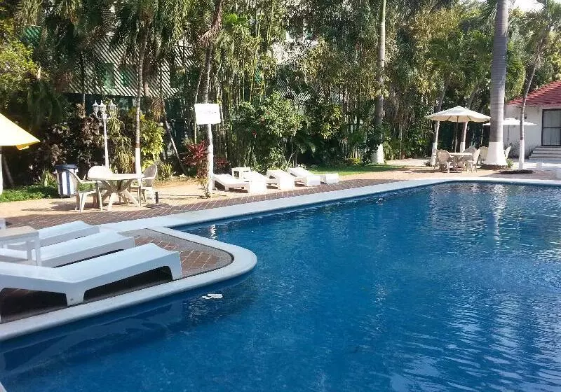 Fotos del hotel Olinalá Diamante:  8