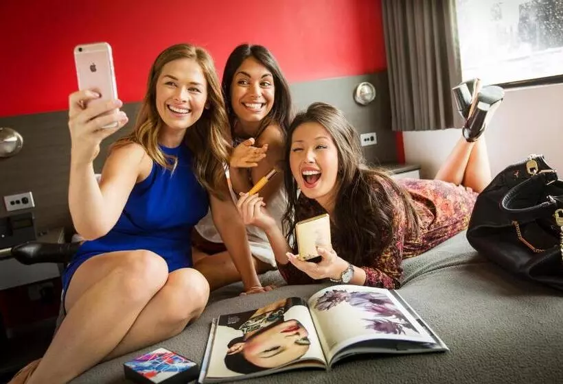 Fotos del hotel Space:  7