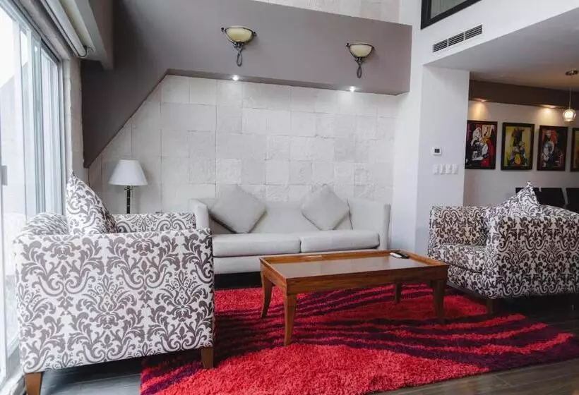 Fotos del hotel St. Isidro Suites Corporate Housing:  15