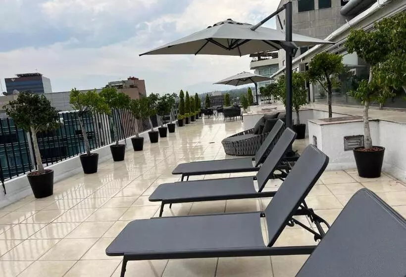 Fotos del hotel St. Isidro Suites Corporate Housing:  12