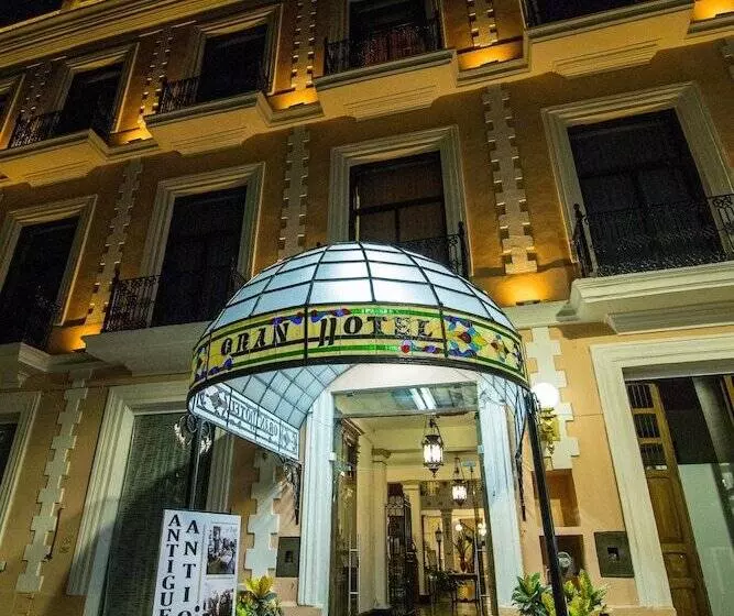 Fotos del hotel Gran Hotel De Merida:  12
