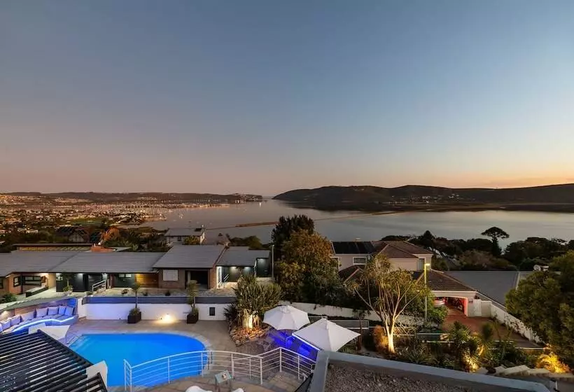 Fotos del hotel Villa Afrikana Guest Suites:  8