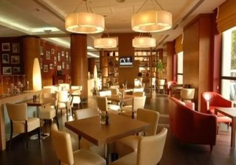 Fotos del hotel Courtyard By Marriott Tbilisi:  11