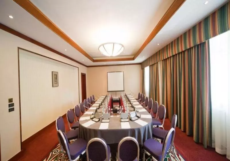 Fotos del hotel Courtyard By Marriott Tbilisi:  6