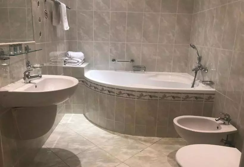 Fotos del hotel Modena:  7