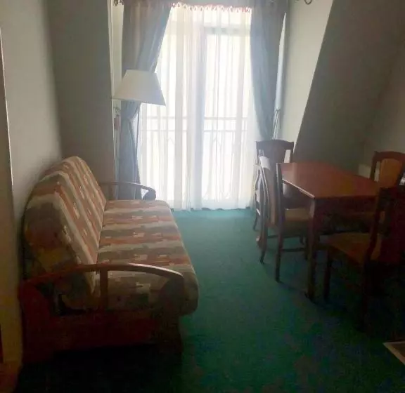 Fotos del hotel Modena:  15