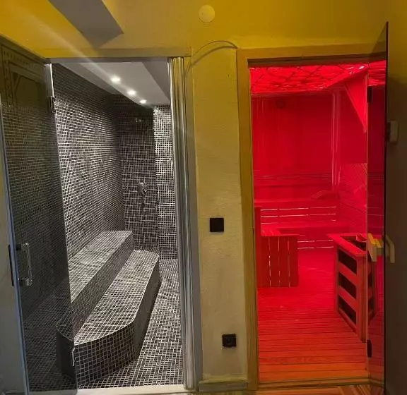 Fotos del hotel Noahs Ark Hotel:  9