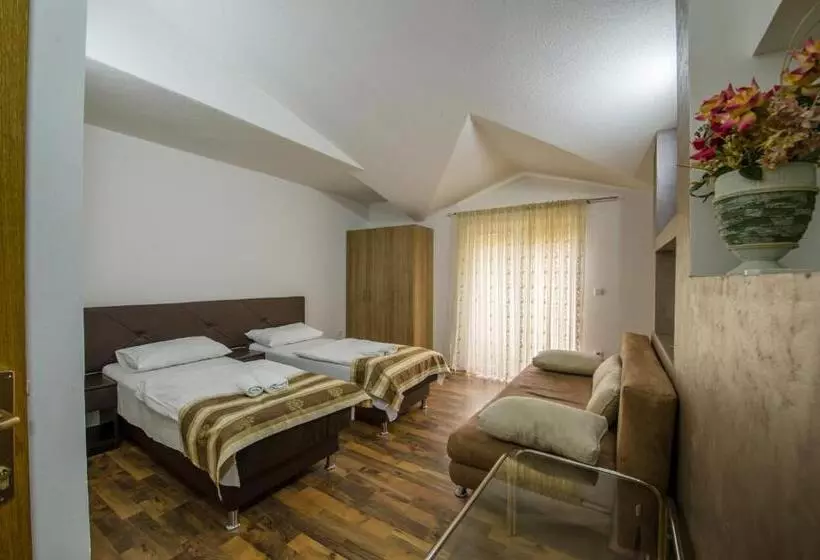 Fotos del hotel Flowers:  16