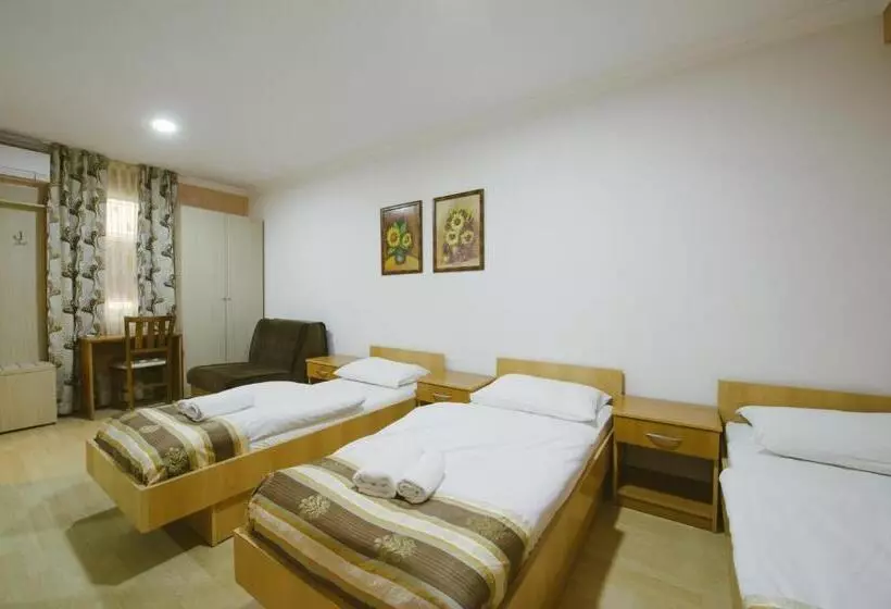 Fotos del hotel Flowers:  18