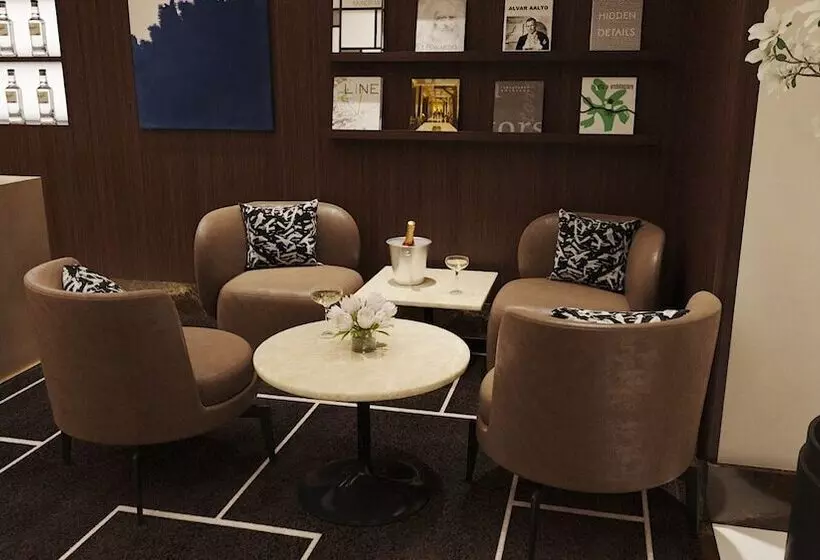 Fotos del hotel The First Roma Arte:  2