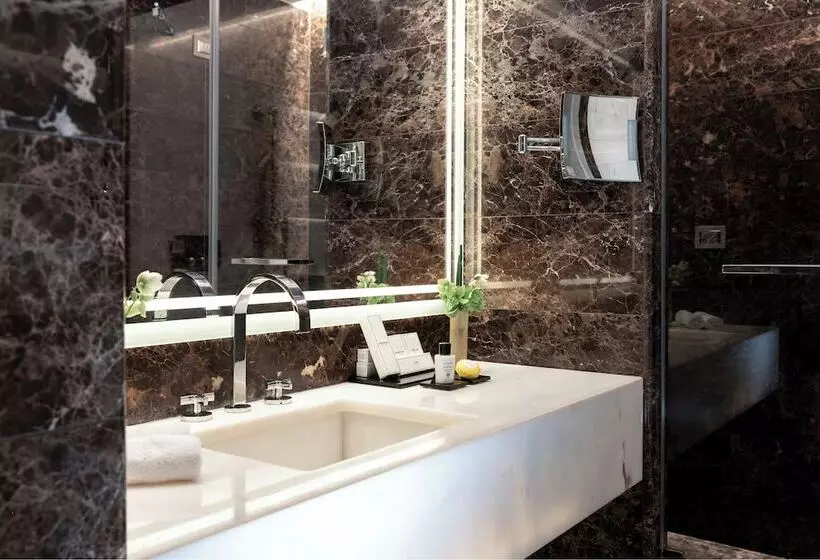 Fotos del hotel The First Roma Arte:  9