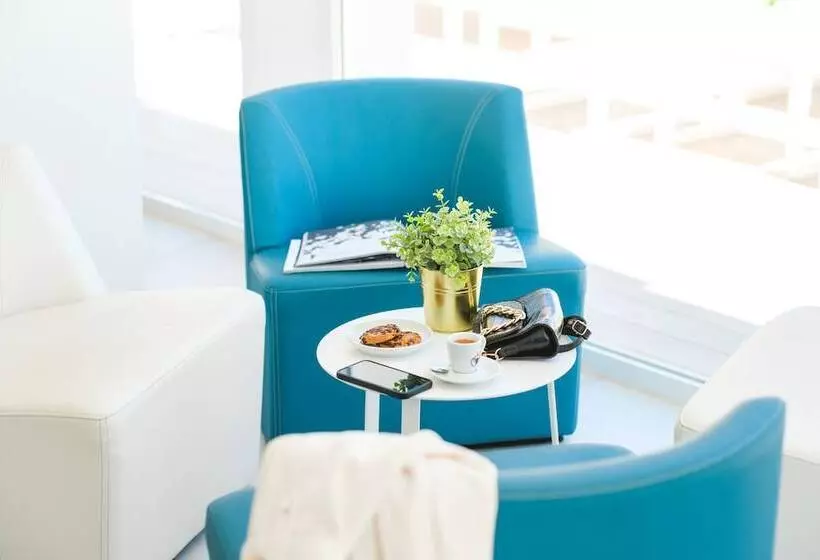 Fotos del hotel Triton Beach:  12