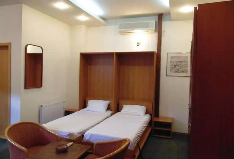 Fotos del hotel Curtea Brasoveana:  17