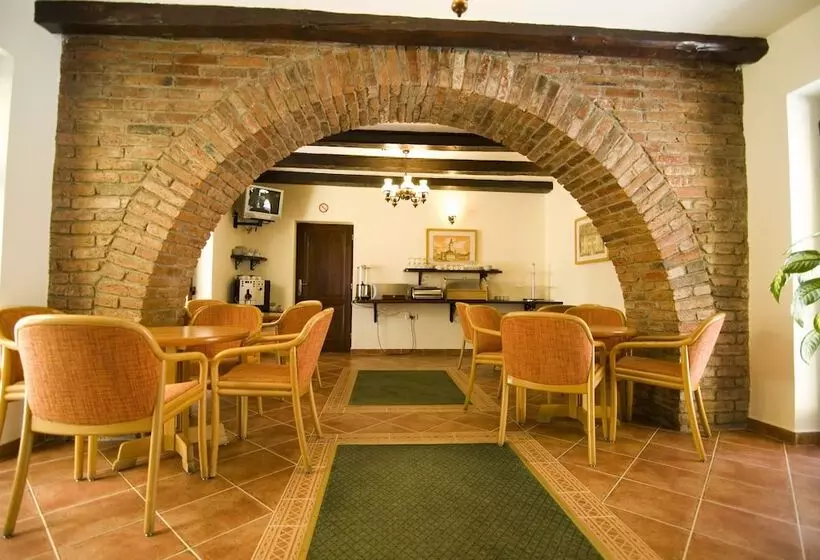 Fotos del hotel Curtea Brasoveana:  3