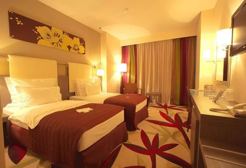 Fotos del hotel Golden Tulip Ana Dome:  7