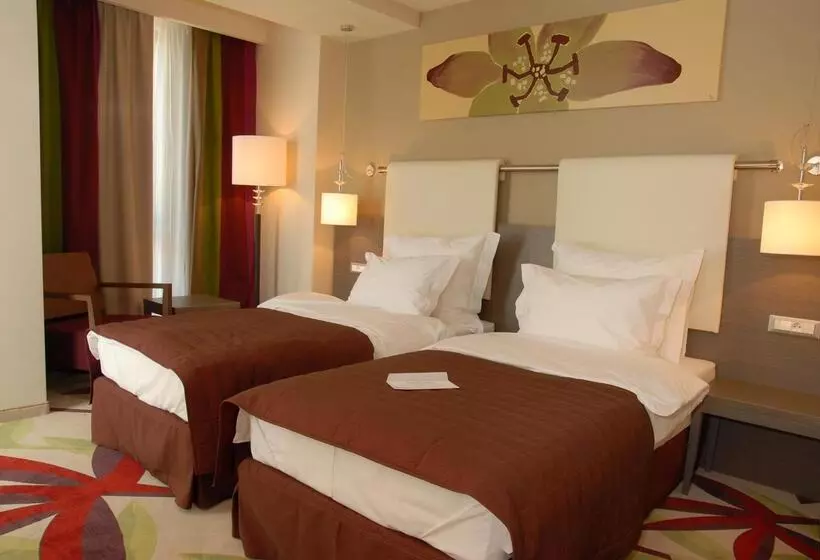 Fotos del hotel Golden Tulip Ana Dome:  22