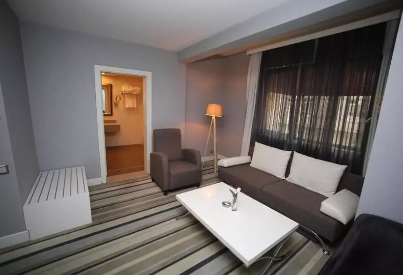 Fotos del hotel Grand Nora:  23