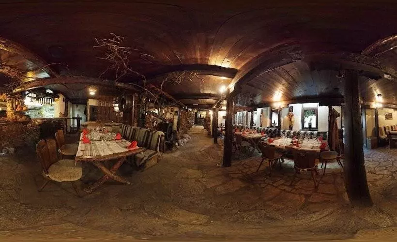 Fotos del hotel Momini Dvori Boutique Guest House:  2