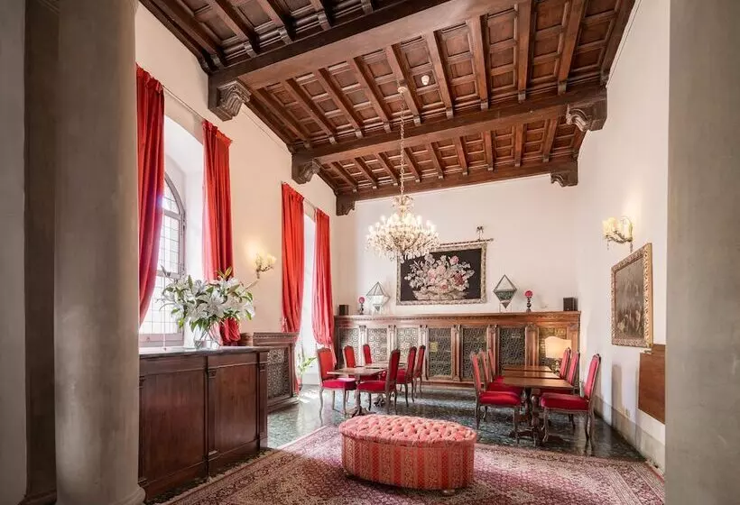 Fotos del hotel Torre Guelfa Palazzo Acciaiuoli:  25