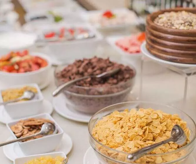 Fotos del hotel The Ashlee Plaza Patong  & Spa:  6