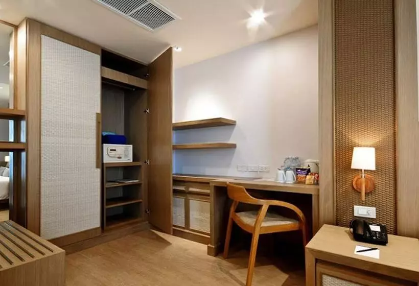 Fotos del hotel The Ashlee Plaza Patong  & Spa:  23