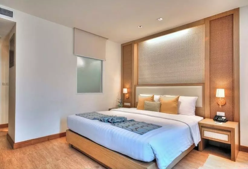 Fotos del hotel The Ashlee Plaza Patong  & Spa:  17